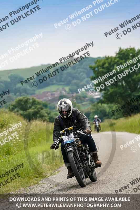 Vintage motorcycle club;eventdigitalimages;no limits trackdays;peter wileman photography;vintage motocycles;vmcc banbury run photographs